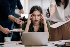 descubre las señales que indican que necesitas establecer límites en tu vida, incluso si no sabes cómo ni por dónde comenzar. aprende a proteger tu bienestar emocional y mejorar tus relaciones.